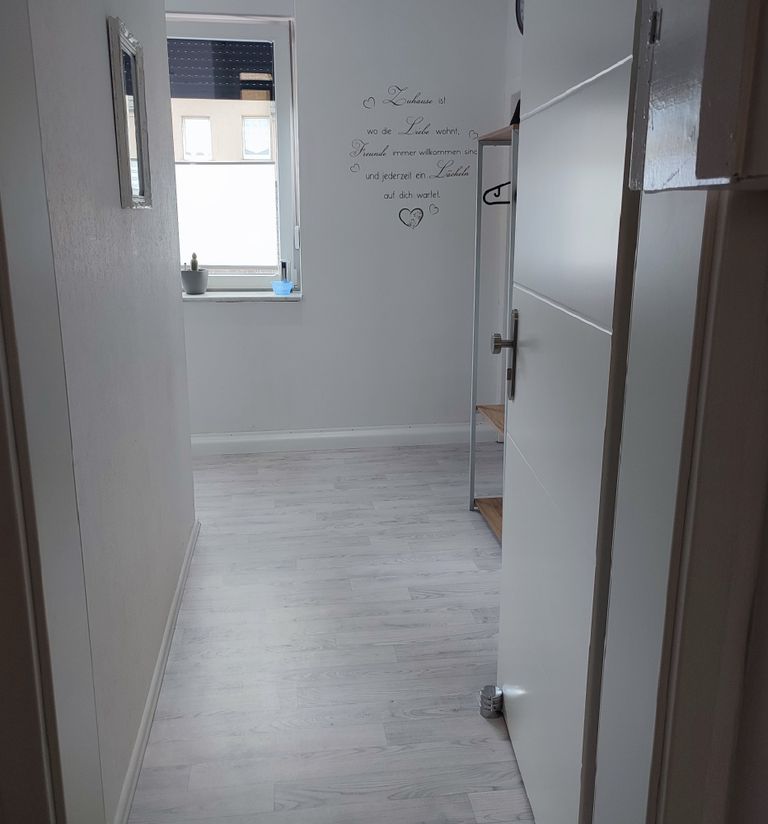 Hausflur mit Garderobe